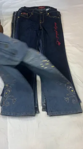 Classic Y2K Flare Jeans – Retro Vibes (GRV-10-262)