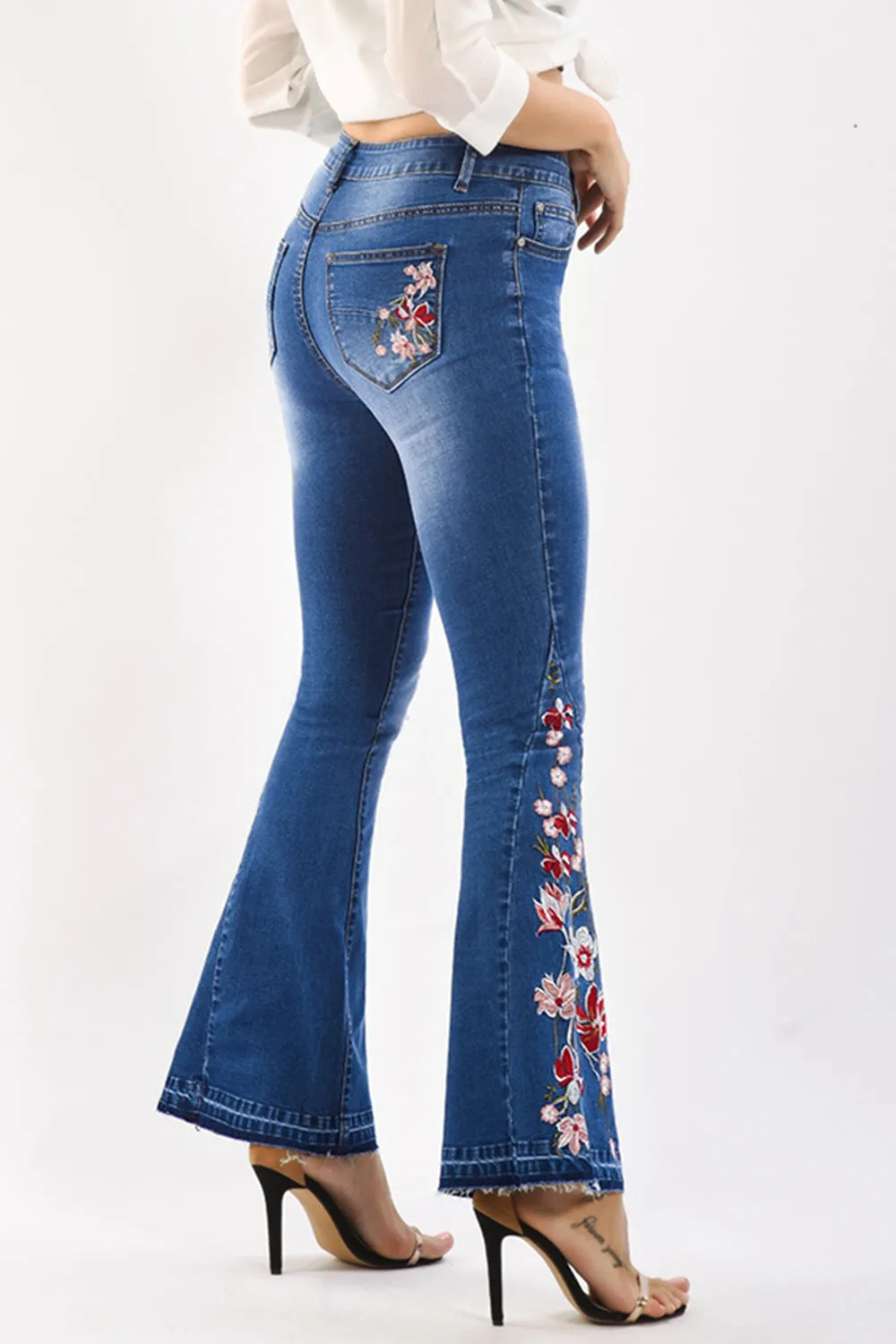 Flower Embroidery Wide Leg Jeans Plus Size and Petite Blue Jeans