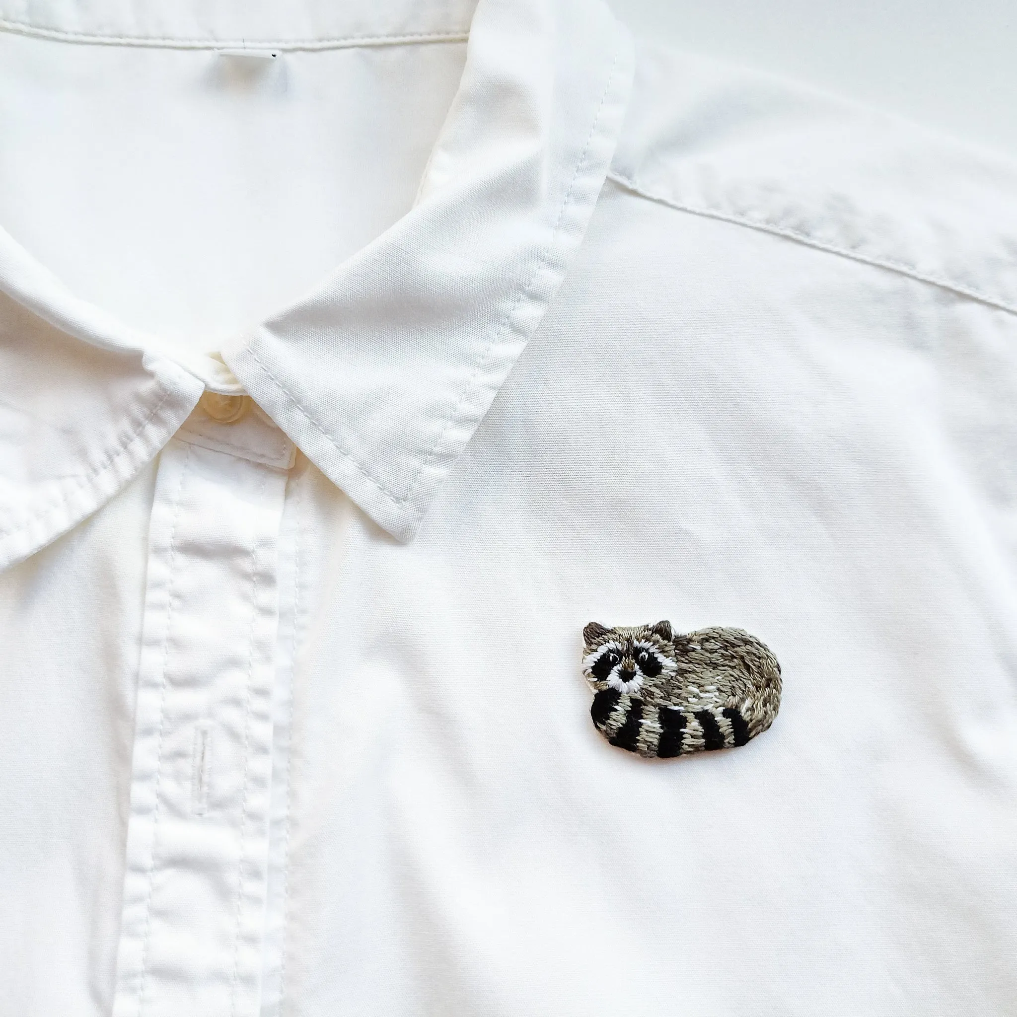 Hand Embroidery on Clothes by Momshoo
