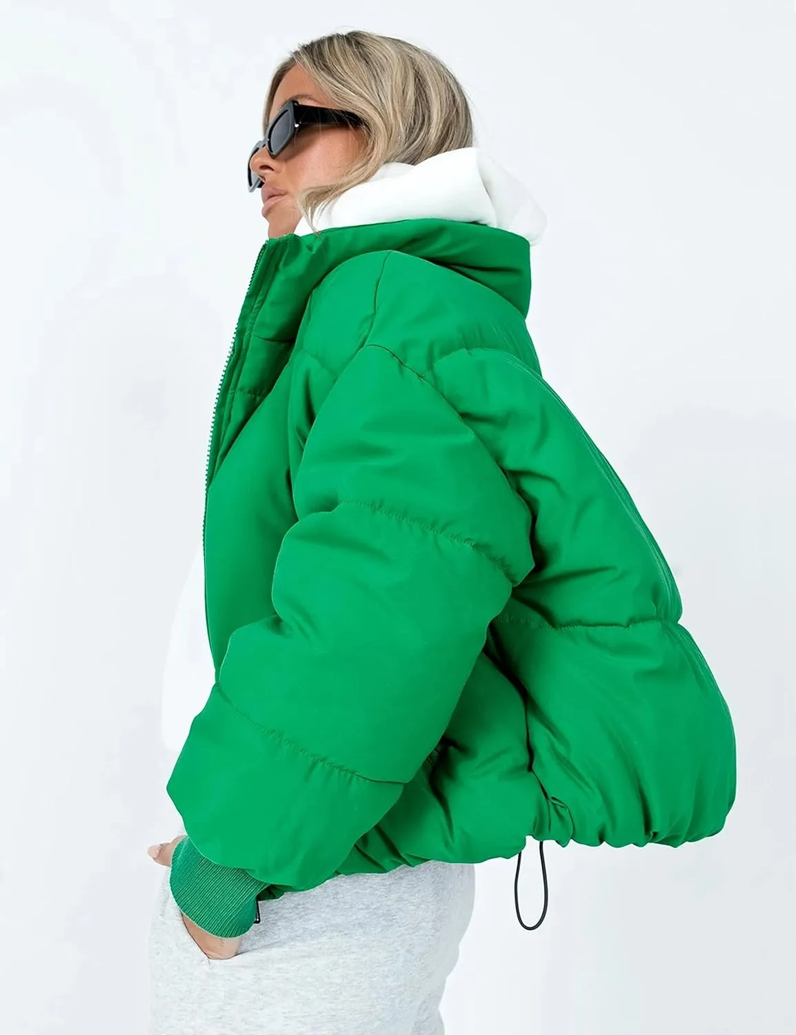 Lianlive Womens Cropped Puffer Jacket Oversized Black Short Puffy Winter Coat