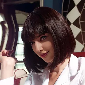 Rose bud Natural Brown Bob Wig with Fringe 12 Inch Short Straight Costume Wigs for Women Cosplay Party Halloween