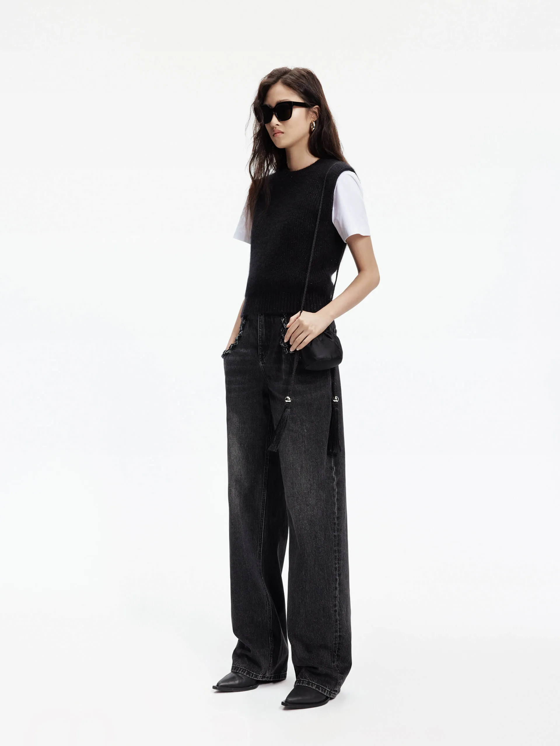 Trim Detail Straight Jeans
