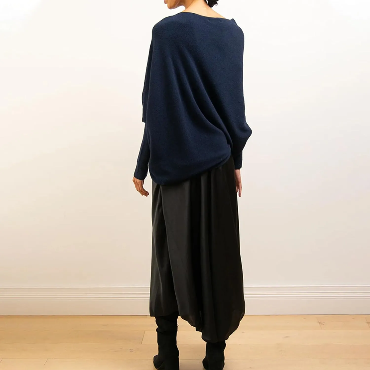 Women's Sexy Off Shoulder Asymmetric Draped Jumper Batwing Sleeve Loose Pullover Long Sleeve Sweaters Tops