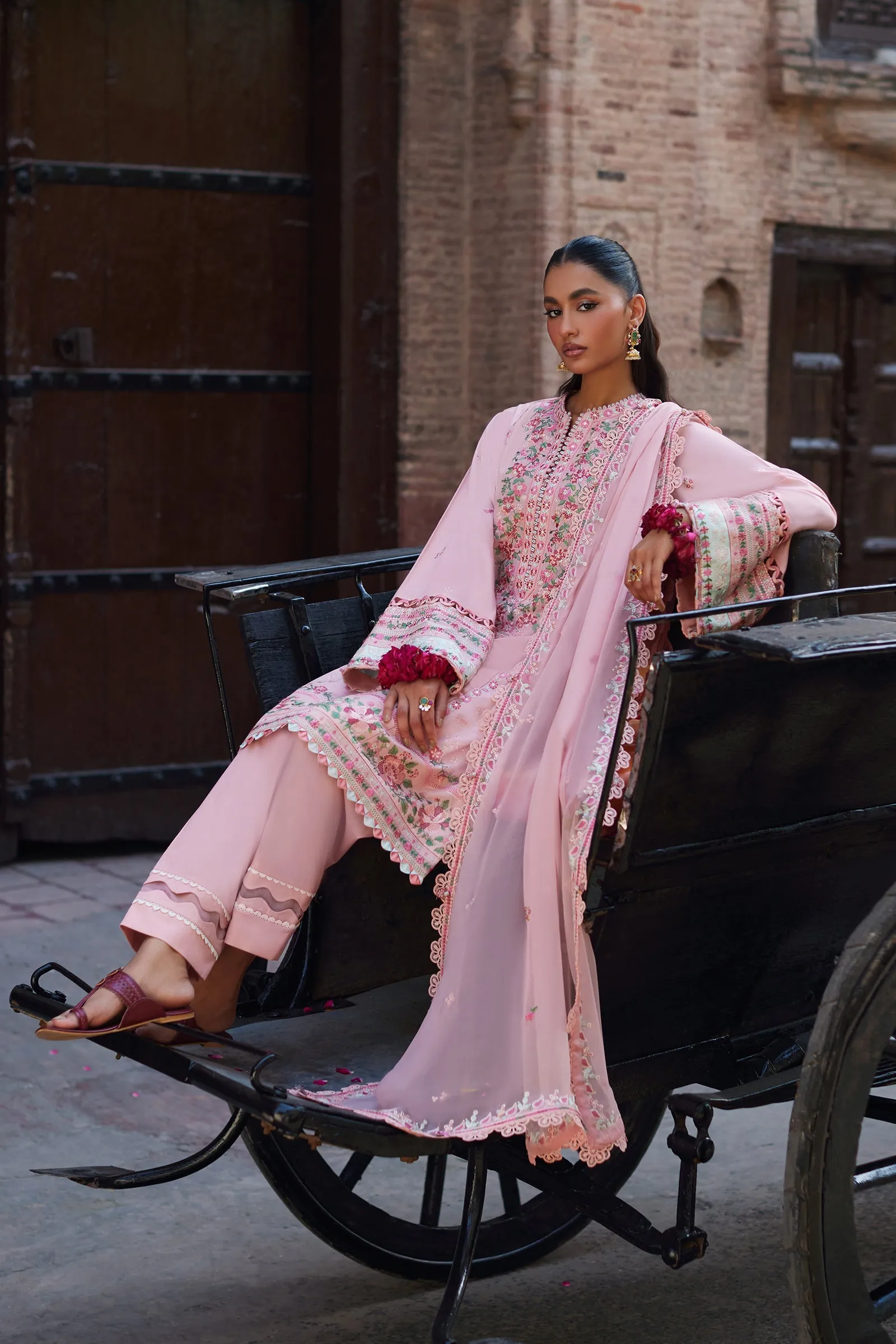 Zaha Festive Eid Lawn – AYSEL (ZF24-07)